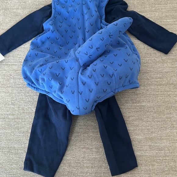 Carters Dinosaur Costume size 3-6 mo. NWT. - Picture 8 of 10